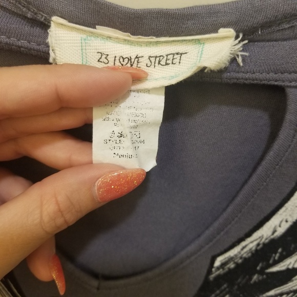 Rock Star Gray Keyhole V Neck Bell Sleeve Graphic - Picture 3 of 5